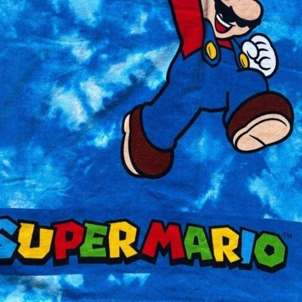 Super Mario Blue Tie Dye Printed Beach Towel Oversized 28" x 58" NEW - Picture 5 of 8
